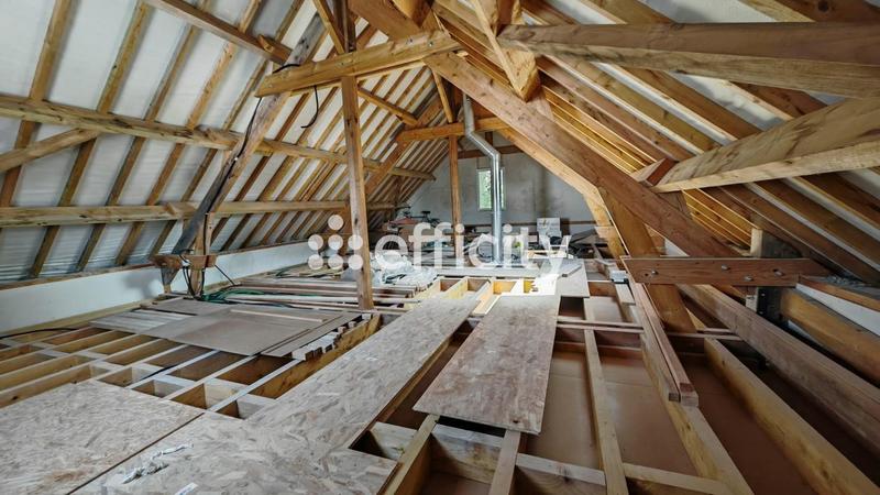 Maison - 150 m² - 4 pièces