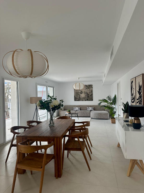 Appartement - 150 m² - 5 pièces