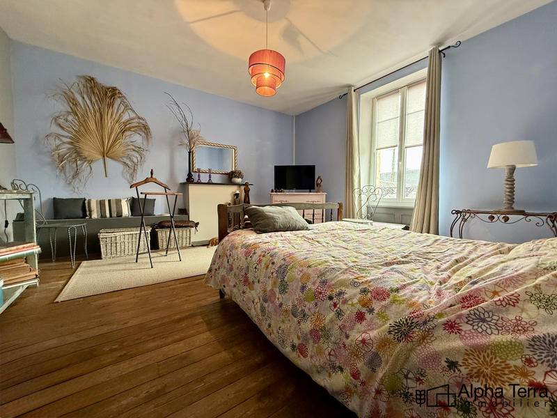 Maison ancienne - 160 m² - 6 pièces