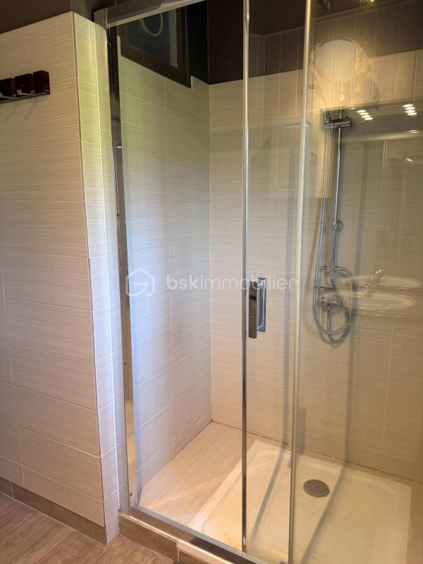 Maison - 87 m² - 5 pièces