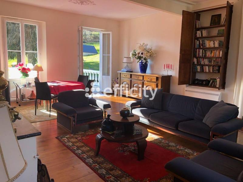 Appartement - 121 m² - 4 pièces