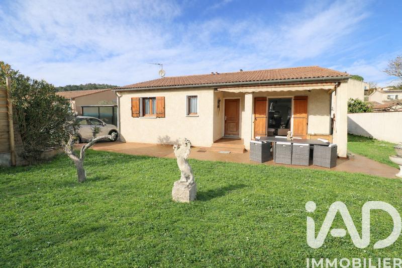 Maison - 92 m² - 4 pièces