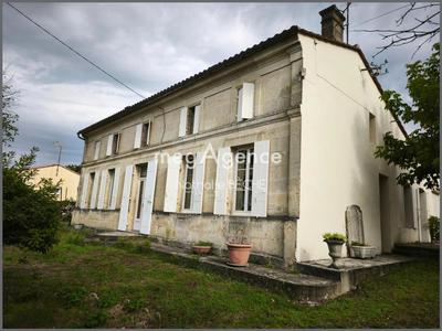 Maison ancienne - 200 m² - 7 pièces