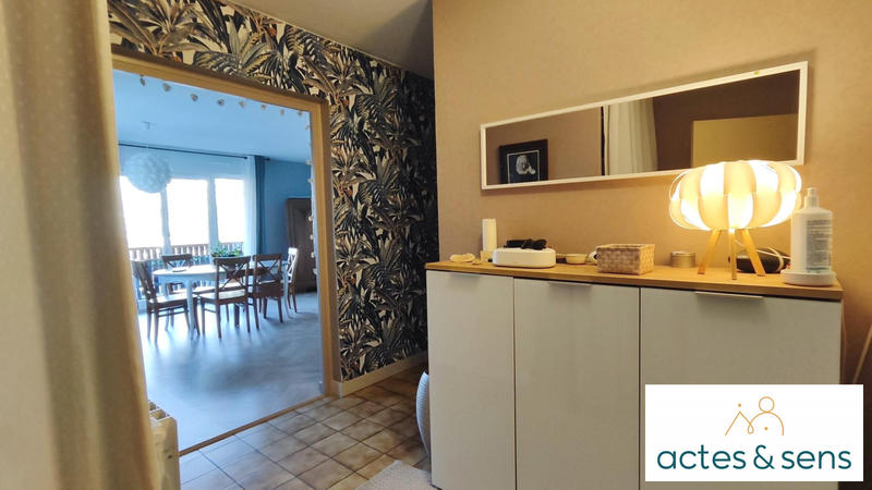 Appartement - 90 m² - 4 pièces