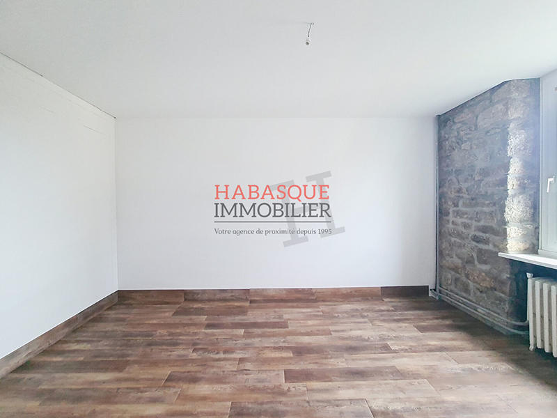 Maison - 127 m² - 8 pièces