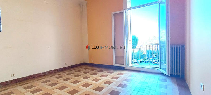 Appartement - 100 m² - 3 pièces