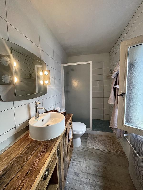 Maison - 406 m² - 8 pièces