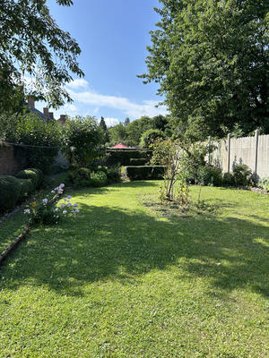 Maison - 140 m² - 8 pièces