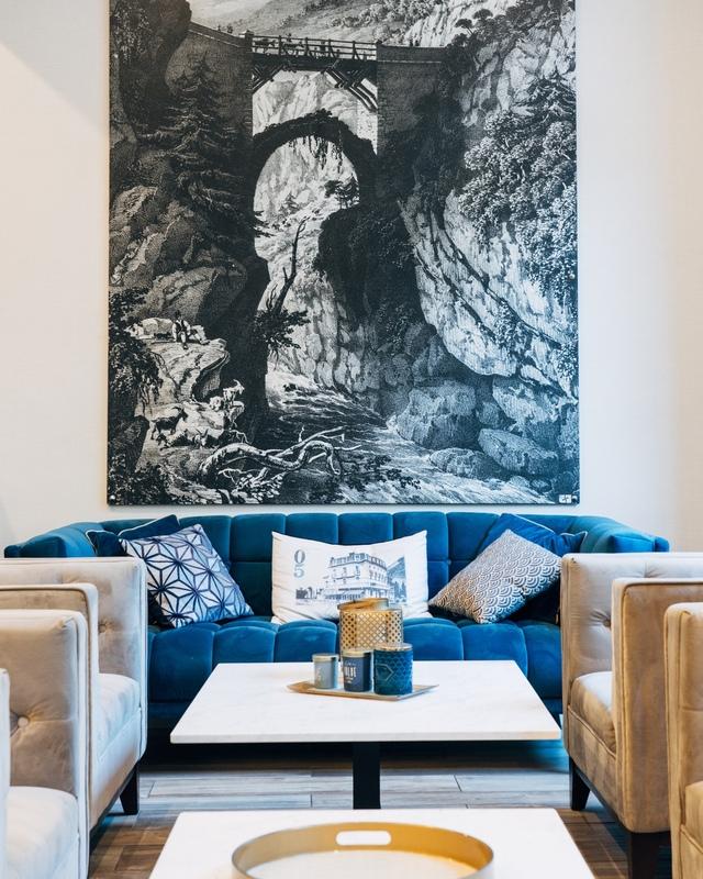 Fonds de commerce - 1 400 m²