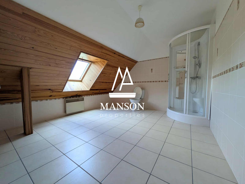 Maison - 168 m² - 6 pièces