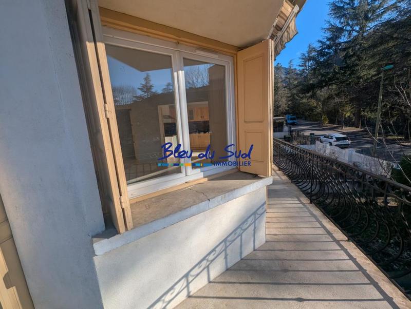 Maison - 99 m² - 4 pièces