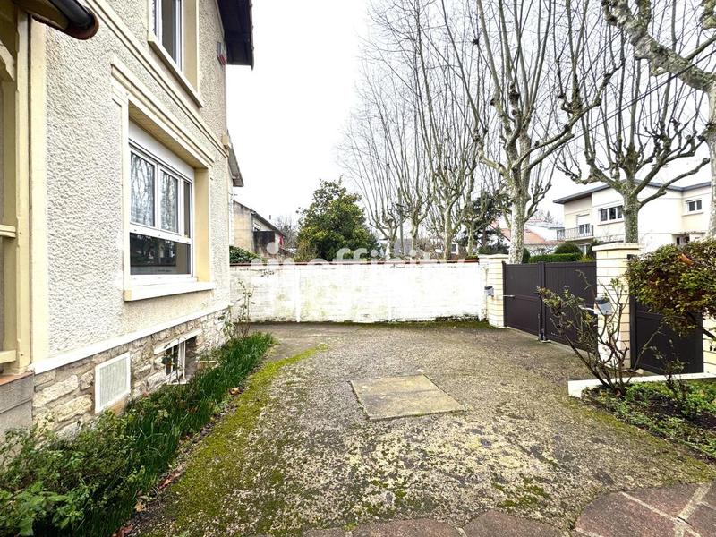 Maison - 160 m² - 5 pièces