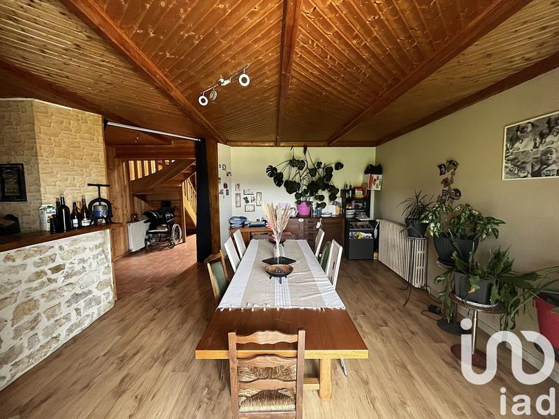 Maison de village - 215 m² - 10 pièces