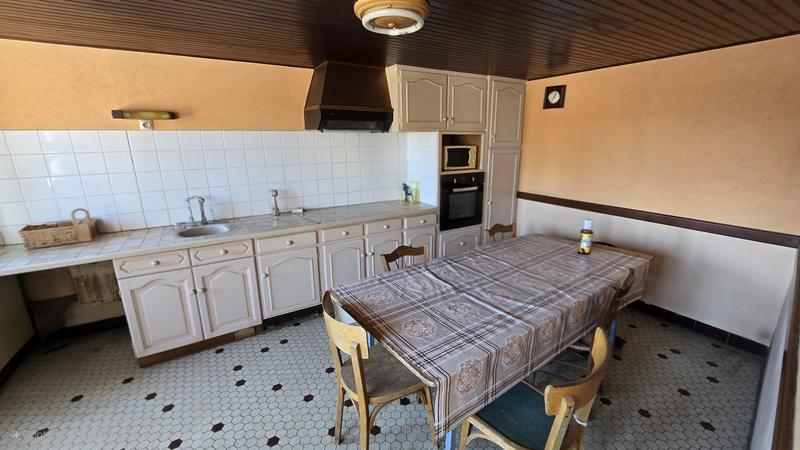 Corps de ferme - 180 m² - 7 pièces