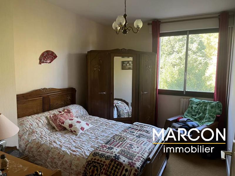 Appartement - 85 m² - 3 pièces