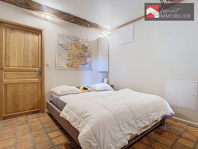 Maison - 199 m² - 5 pièces