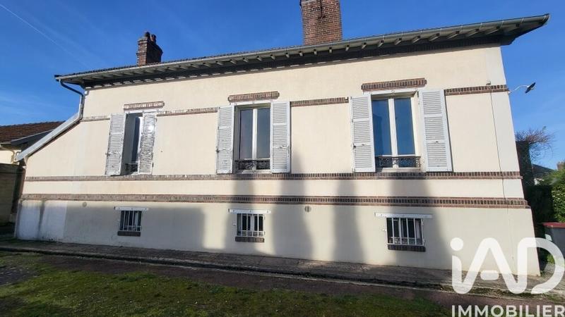 Maison - 163 m² - 9 pièces
