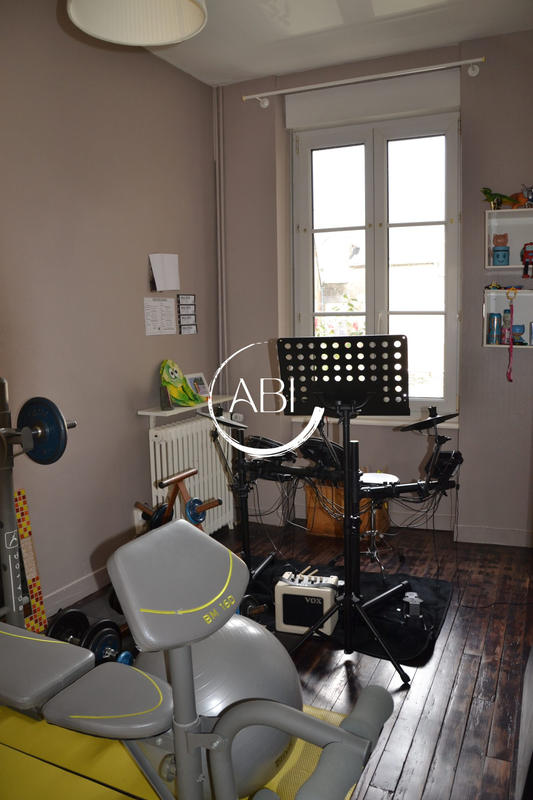 Maison - 160 m² - 8 pièces