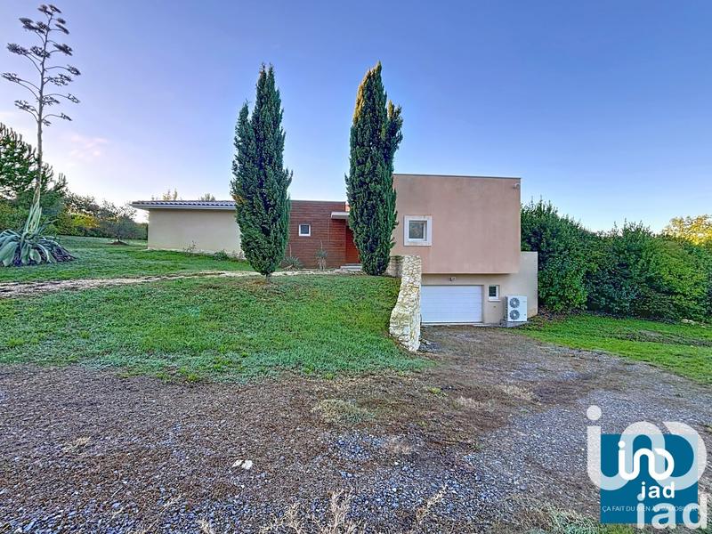 Maison de maîtres - 180 m² - 10 pièces