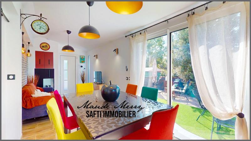 Maison - 163 m² - 7 pièces