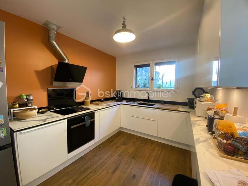 Appartement - 85 m² - 4 pièces