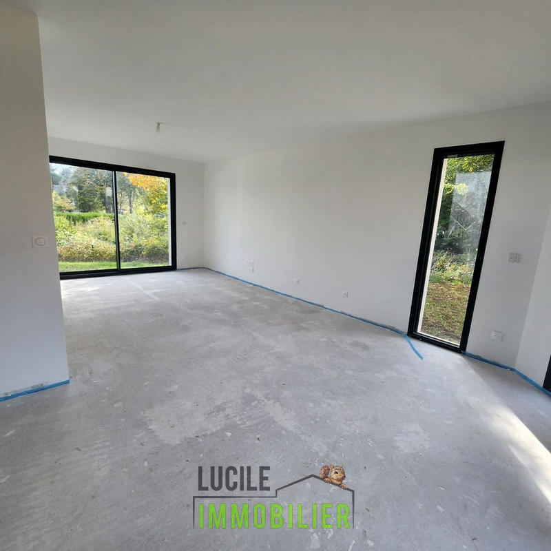 Maison - 110 m² - 4 pièces
