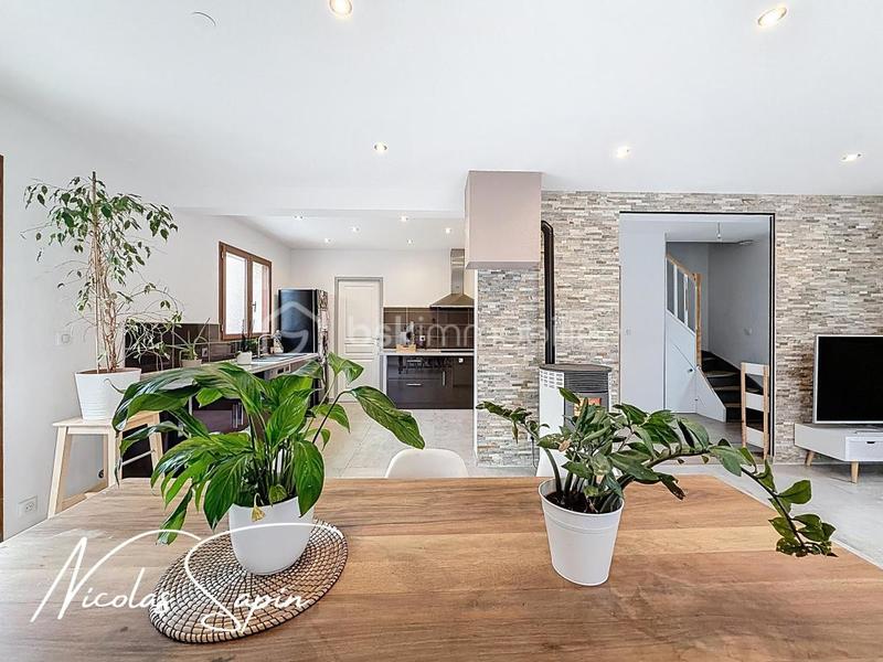 Maison - 84 m² - 4 pièces