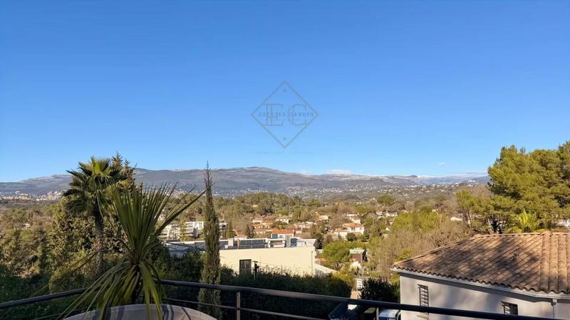 Villa - 170 m² - 6 pièces