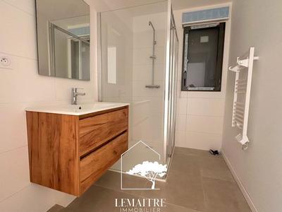 Appartement - 75 m² - 3 pièces