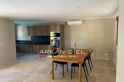 Villa - 160 m² - 7 pièces