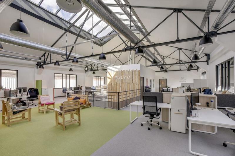 Local d'activité / Entrepôt - 3 292 m²