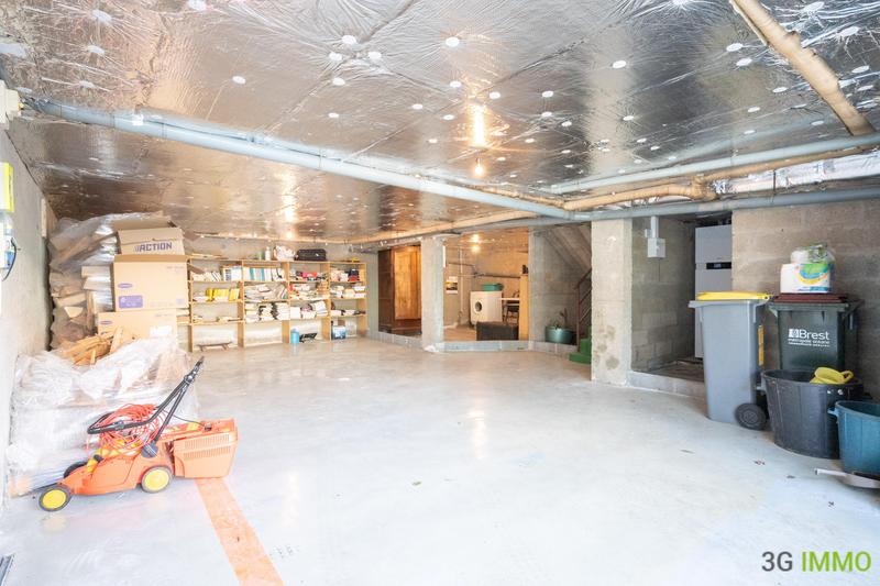 Maison traditionnelle - 140 m² - 6 pièces