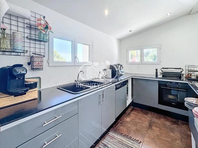 Appartement - 110 m² - 5 pièces