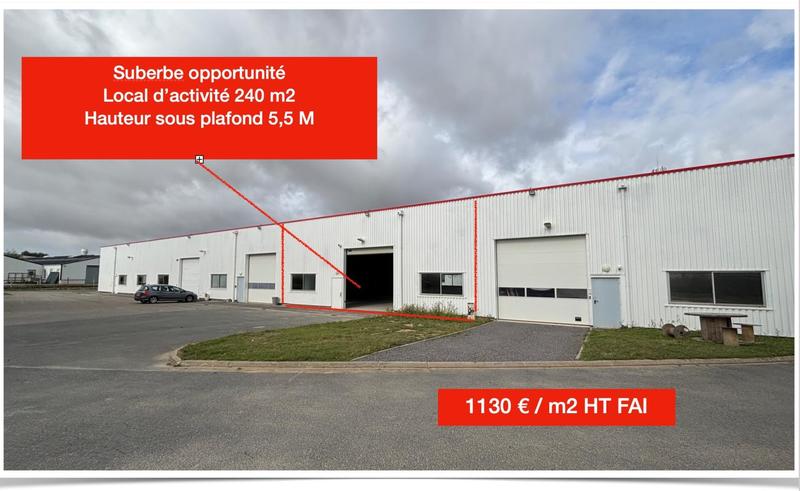 Local commercial - 239 m² - 1 pièce