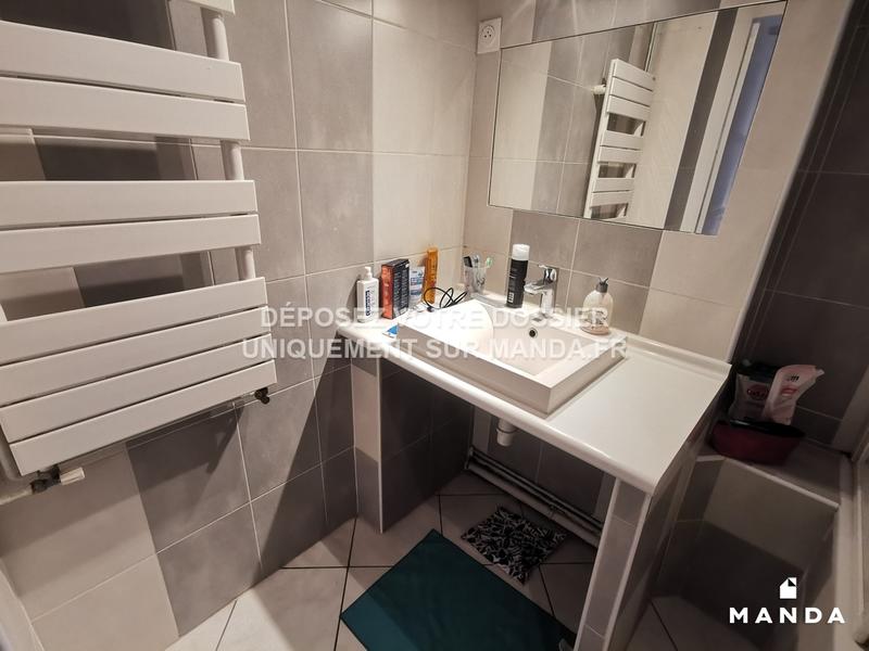 Chambre - 11 m² - 4 pièces