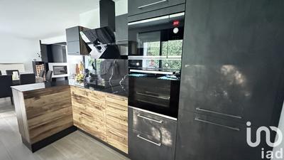 Maison - 122 m² - 5 pièces