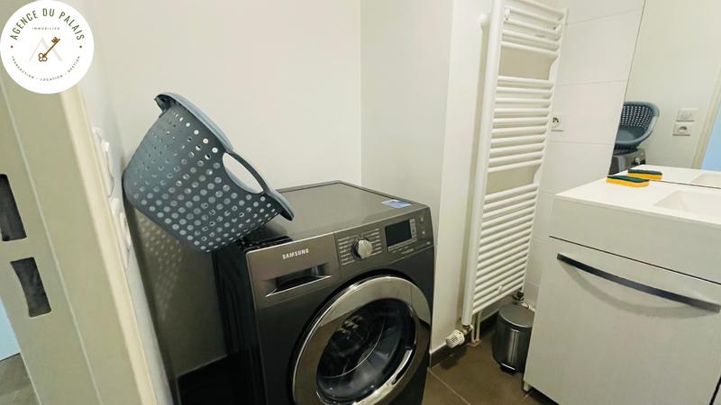 Appartement - 90 m² - 3 pièces