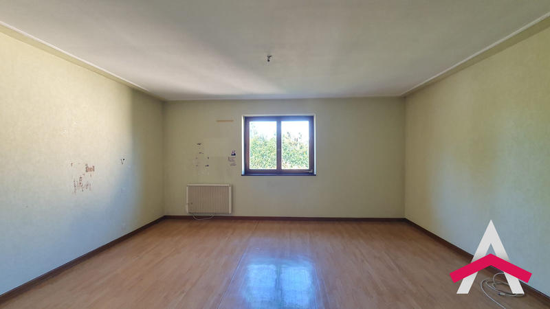 Maison - 196 m² - 7 pièces