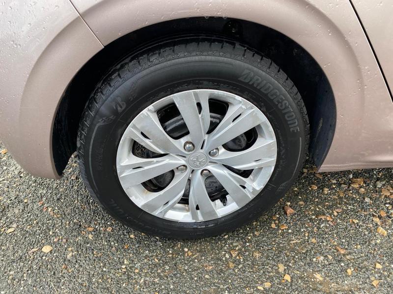 Peugeot 208 1.0 Vti Business