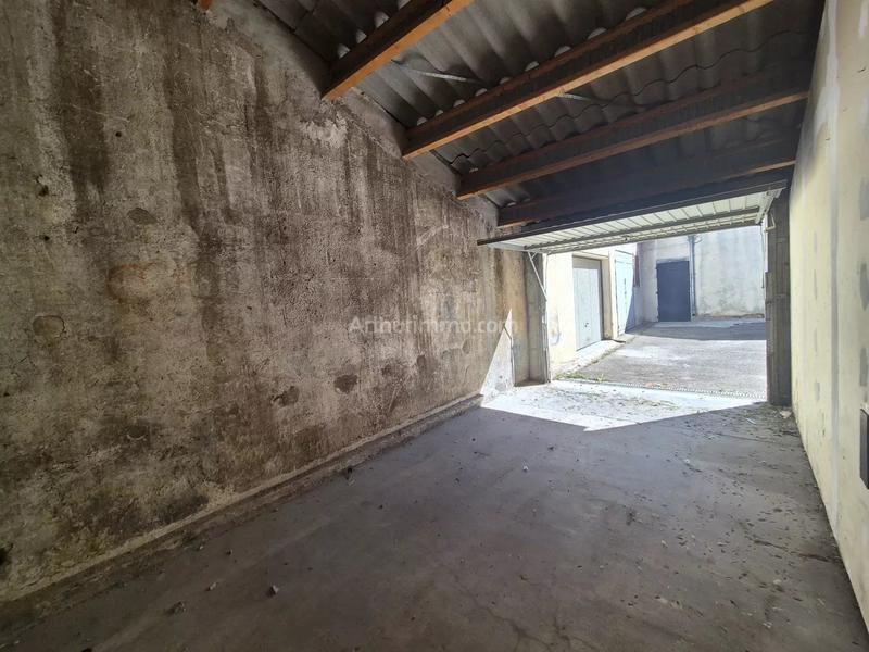 Parking / Garage - 15 m²