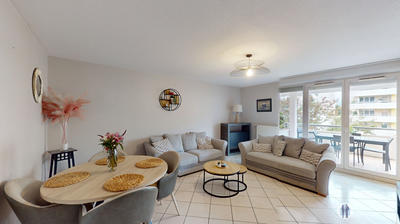 Appartement - 96 m² - 5 pièces