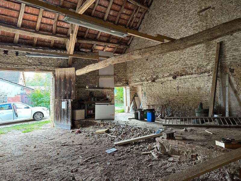 Grange - 200 m² - 4 pièces