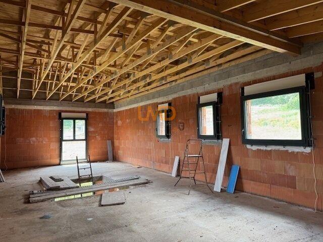 Maison - 196 m² - 5 pièces