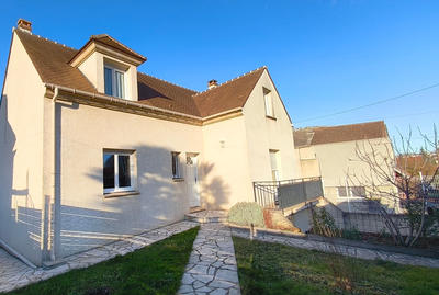 Maison - 115 m² - 7 pièces