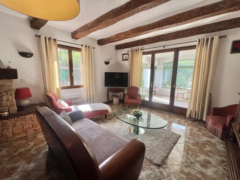 Maison - 280 m² - 5 pièces