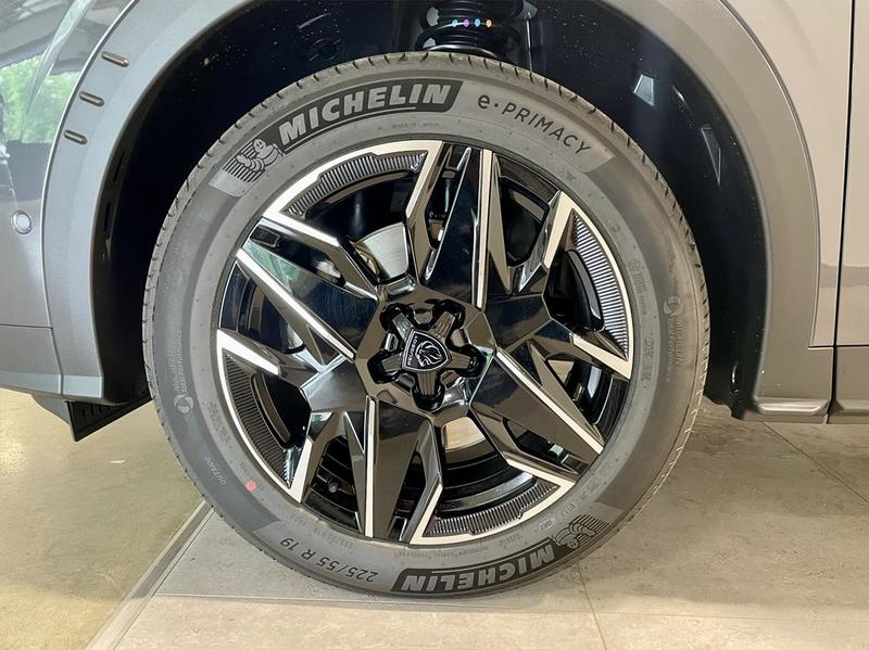 Peugeot 5008 III 1.2 Hybrid 145 Dcs6 Allure