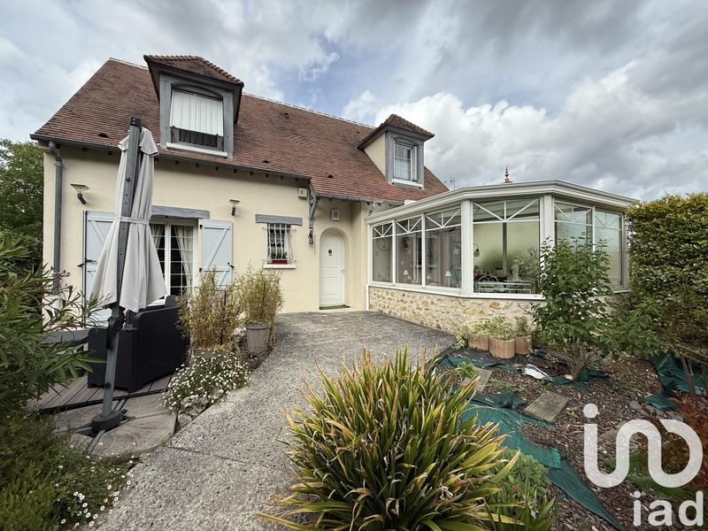 Maison - 121 m² - 6 pièces