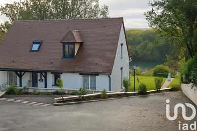 Maison - 320 m² - 10 pièces