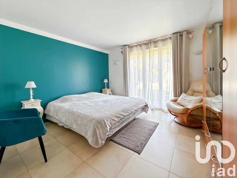 Maison - 180 m² - 7 pièces