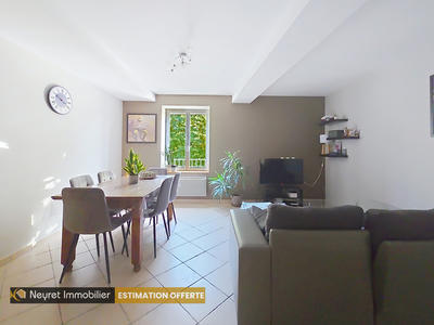 Appartement - 60 m² - 3 pièces